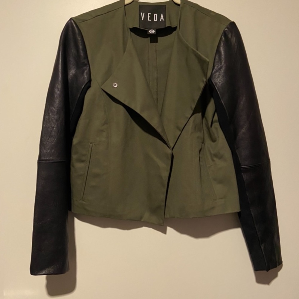 VEDA Leather Sleeve Cotton Combo Drape Jacket